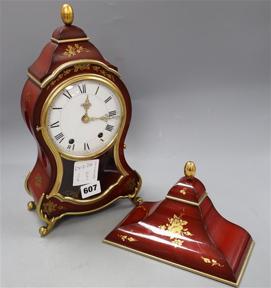 A red japanned bracket clock, height 32cm (clock)